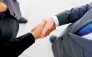"Cái bắt tay" này sẽ làm thay đổi cục diện thị trường thép Miền Bắc?