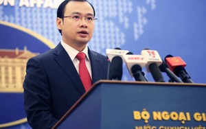 Trao công hàm phản đối tàu hải cảnh TQ đâm chìm tàu cá Việt Nam