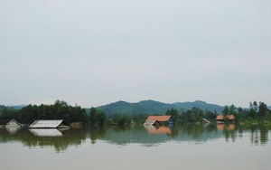 Mưa lớn liên tiếp 2 ngày, 1 người tử vong tại "rốn lũ" Tân Hóa