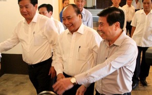 Thưa Thủ tướng! Máy bay của Thủ tướng không bị delay nhưng ai cũng bị cả!