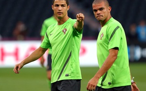 Gã "xấu trai, xấu tính" nâng bước Ronaldo đến chức vô địch Euro