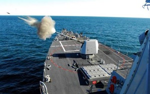 Pháo hạm Mk 45 Mỹ bắn xa gấp 3 lần Nga