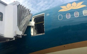 Xác định người làm hỏng cửa siêu máy bay Boeing 787-9