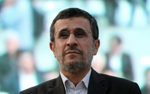 Cựu Tổng thống Iran Ahmadinejad viết thư đòi Mỹ trả 2 tỷ USD