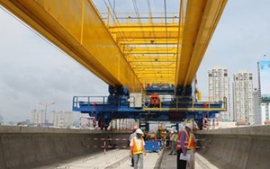 Hợp long cầu metro Sài Gòn tuyến đường sắt đô thị số 1