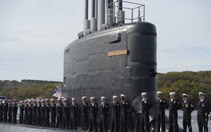 ẢNH: Biên chế tàu ngầm 2,7 tỷ USD do Đệ nhất phu nhân Mỹ bảo trợ