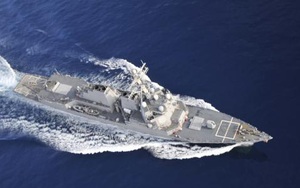 Mỹ điều chiến hạm khủng nhận lại tàu lặn Trung Quốc bắt