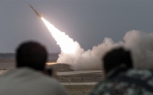 Chưa đầy 1 giây, tên lửa Iran diệt gọn máy bay của địch