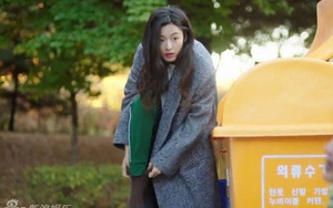 Áo nhặt từ thùng rác của Jun Ji Hyun cũng có giá 100 triệu