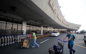 Máy bay tại Manila nghi bị không tặc tấn công