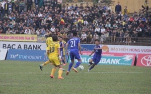 HLV Hữu Thắng dự khán, sân Vinh có mưa bàn thắng