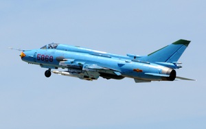 VN sắp mua số lượng lớn tiêm kích hiện đại để thay thế Su-22?