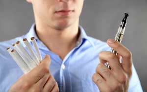 Bỏ thuốc lá vì sợ ung thư, nhiều người lại nghiện một thứ độc hại không kém