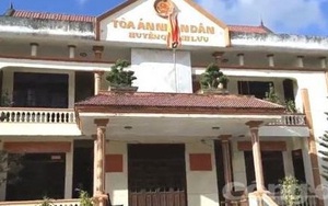 Thực hư việc cán bộ toà án huyện đi ăn kem trong giờ làm việc