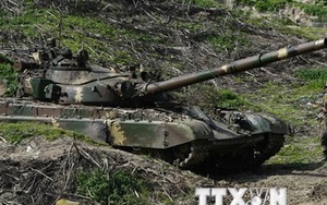 Nga tuyên bố tiếp tục bán vũ khí cho Azerbaijan và Armenia