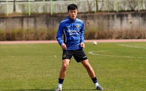 Xuân Trường tung chiêu độc "đốn tim" fan Hàn Quốc