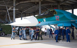 Tiếp cận cự ly gần, Trung Quốc "quan tâm đặc biệt" đến Su-34
