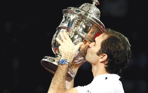 Federer dâng ngôi vương cho Nadal