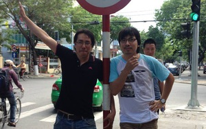 4 năm sau màn "đâm chém", nhà báo Trương Anh Ngọc tiếp tục tái xuất bên giáo sư Xoay
