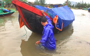 Hà Tĩnh: Di dời hơn 1000 dân trước giờ bão Talas vào đất liền
