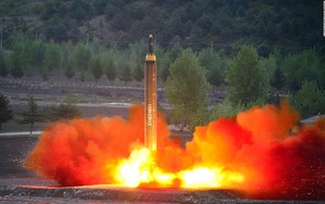 Triều Tiên phát bản tin đặc biệt: Thử thành công tên lửa đạn đạo liên lục địa Hwasong-14