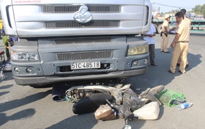 TP HCM: Người phụ nữ tử vong dưới bánh xe container