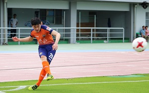 Xuân Trường nhận những lời “khó nghe” từ HLV của Gangwon FC