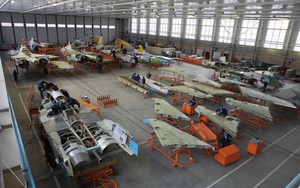 Nga liệu có học chiêu "cho không" của Mỹ để thanh lý nốt 6 tiêm kích Su-30K tồn kho?