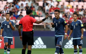 Hai đội U20 giao hữu với Việt Nam ngã đau ngày ra quân World Cup