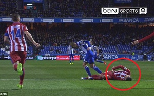 "Dính đòn" nặng trên sân, Torres suýt nguy hiểm đến tính mạng
