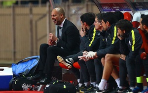 Thua đau, Pep Guardiola đổ lỗi cho kinh nghiệm kém