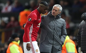 "Có lẽ Man United quá lớn đối với Mourinho"