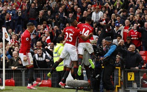 Tự "phế võ công" để chơi đòn quyết tử, Man United xé tan Chelsea trên Old Trafford