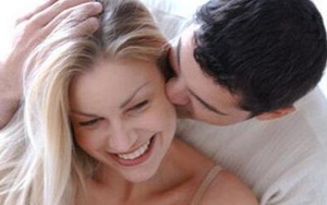 Hy hữu: Thân mật quá đà, chàng trai làm thủng màng nhĩ bạn gái