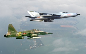 Bất ngờ lớn: Tiêm kích F-5E "tái xuất" từ kho lưu trữ của Quân đội Việt Nam
