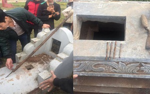 Hé lộ nguyên nhân hơn chục ngôi mộ bị chôn răng bừa, đinh 10, đổ chất uế tạp ở Hà Nội