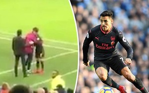 Fan Arsenal phẫn nộ với hành động của Sanchez sau trận thua Man City