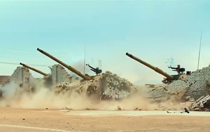 Nhận diện chiếc xe tăng "làm mưa làm gió" trong siêu phẩm Chiến Lang 2