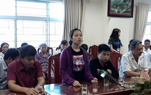 Mẹ bé trai 2 tháng tuổi tử vong ở Bắc Ninh: "Tại sao mũi tiêm cuối con tôi lại chết?"