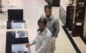 Cửa hàng tố 2 khách nước ngoài trộm đồng hồ hàng trăm triệu