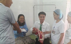 Tài xế taxi trở thành "bà đỡ" bất đắc dĩ ngay trước cổng bệnh viện