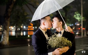 Cặp đôi đồng tính nam yêu nhau xuất phát từ yêu cầu của một nữ đạo diễn