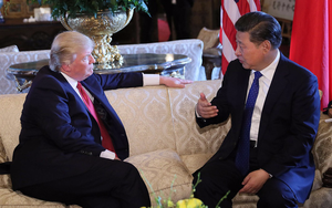 Ông Trump buộc phải thay đổi suy nghĩ về Triều Tiên sau 10 phút nói chuyện với ông Tập