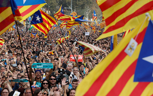 Nghị viện Catalonia tuyên bố ly khai khỏi Tây Ban Nha