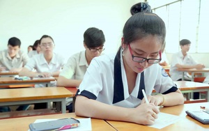 Các thí sinh nói gì khi vừa kết thúc bài thi môn Văn kỳ thi THPT Quốc gia 2017?