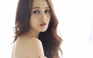 Bảo Anh khoe vai trần với váy ngủ nóng bỏng