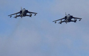 Syria bị liên quân Mỹ không kích, 60 thường dân thiệt mạng