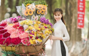 Á hậu Kim Duyên điệu đà đi phố hoa dịp cận Tết