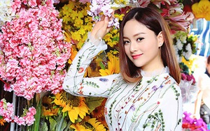Lan Phương: "Bạn trai cũ nghĩ bố tôi mang con gà cúng lên tầng... ăn một mình"