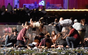 Nhà báo kỳ cựu Mỹ gọi vụ xả súng ở Las Vegas là "Cái giá của tự do"